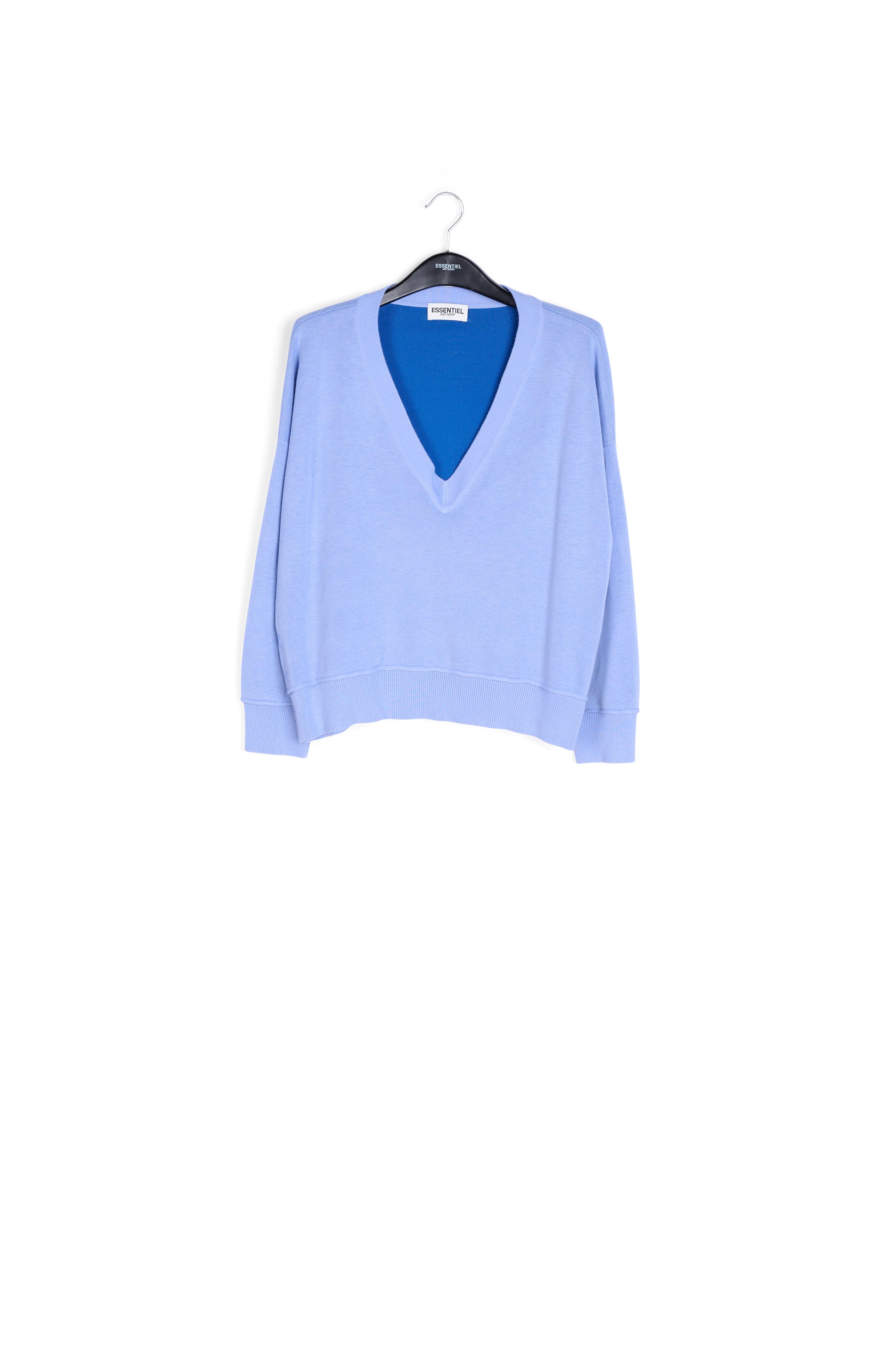 Pull carré bleu clair à encolure v RE—SSENTIEL seconde main photo 1