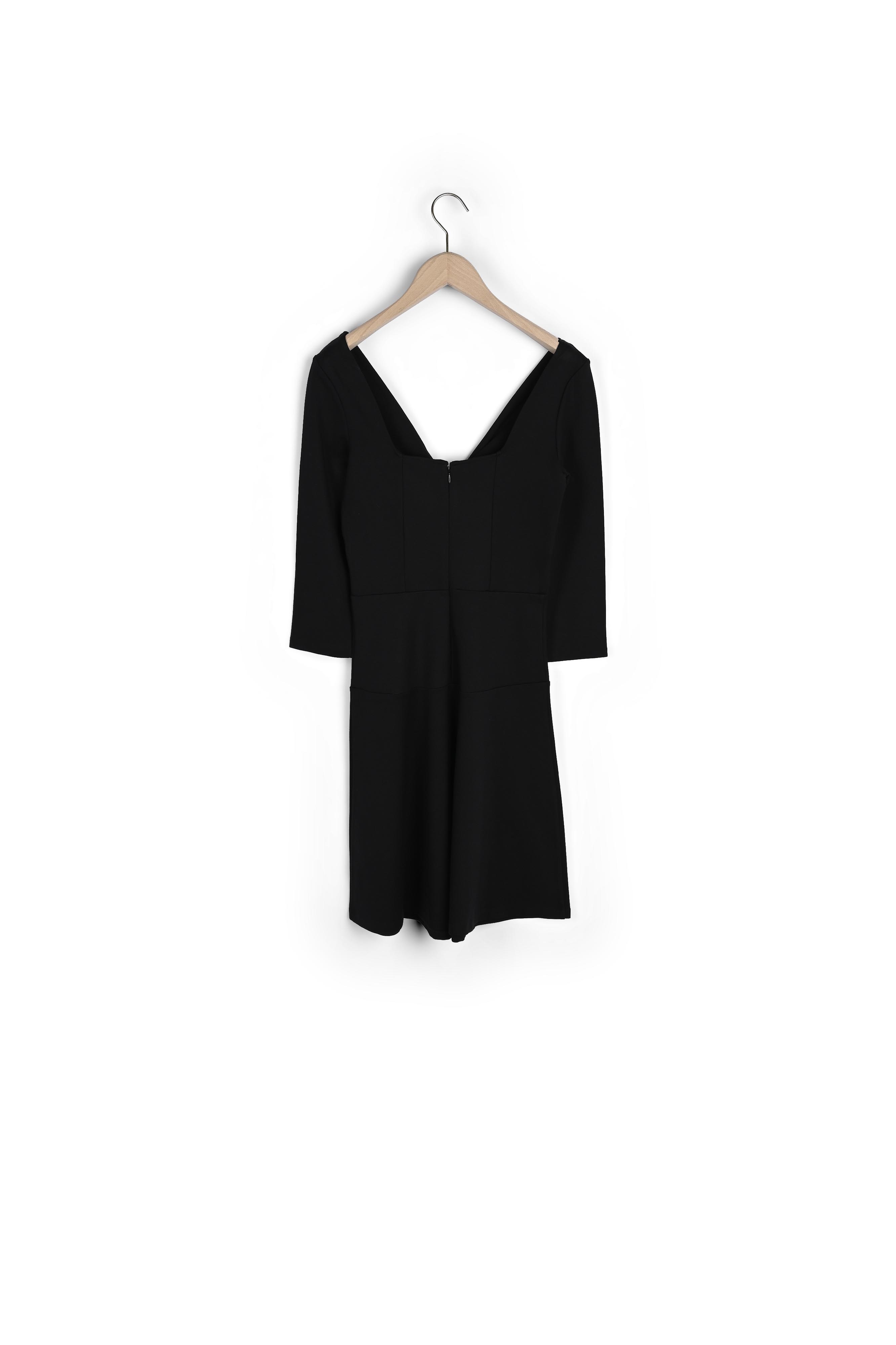 Robe Ranaette noire milano Tara Jarmon seconde main photo 8