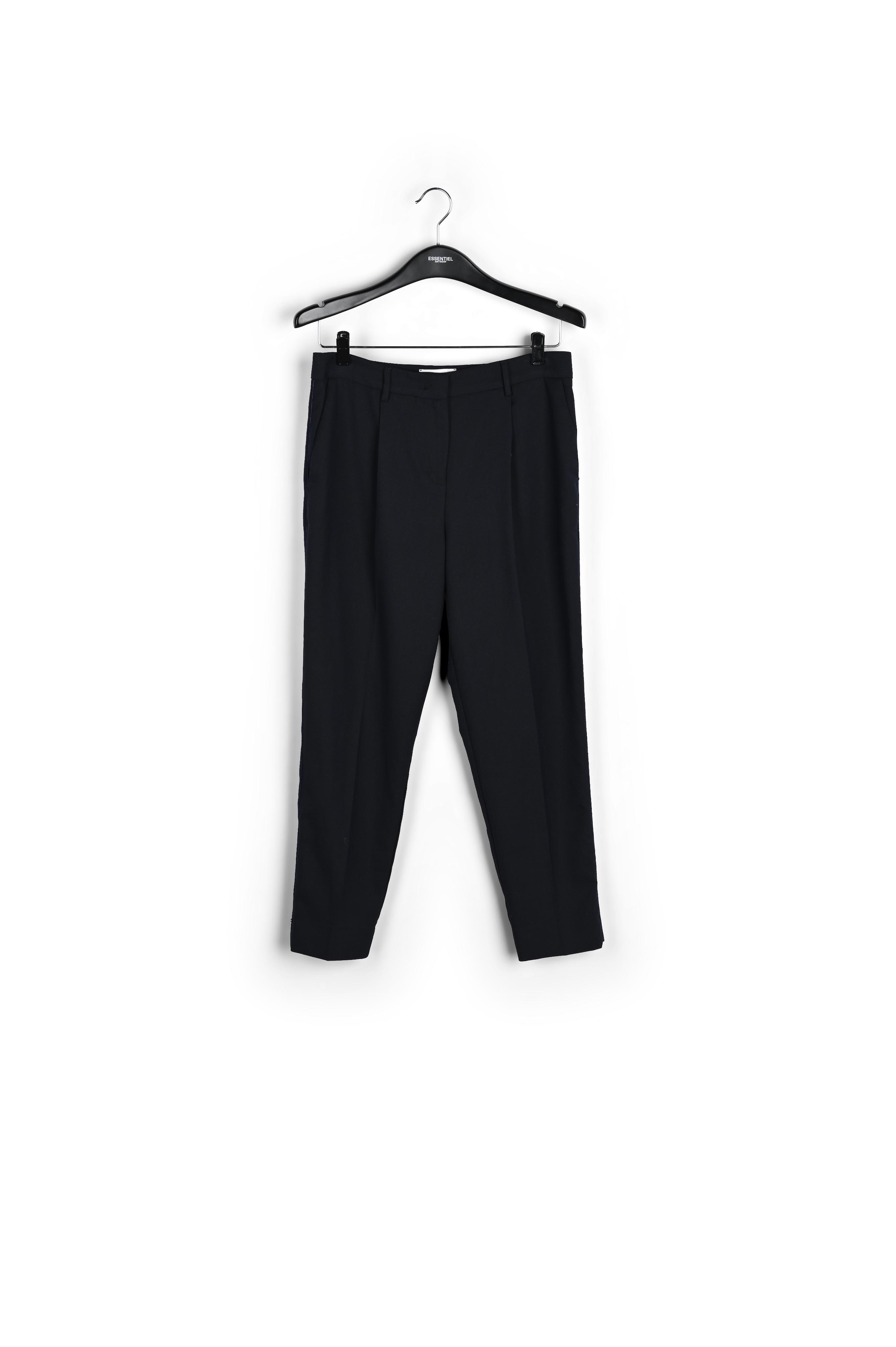 Donkerblauwe 7/8ste broek met smal toelopende pijpen RE—SSENTIEL tweedehands photo 1