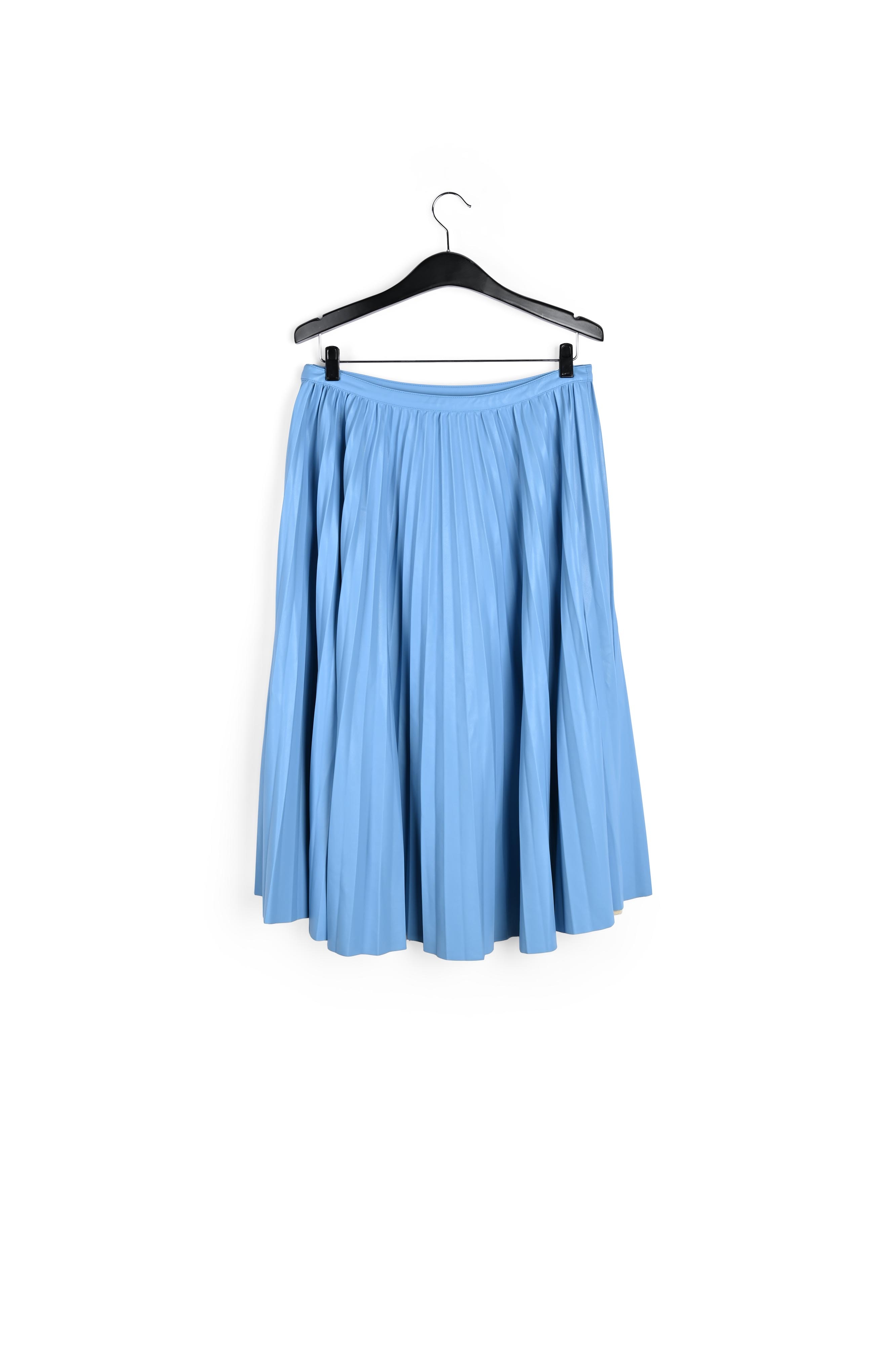 Jupe plissée en faux cuir bleu RE—SSENTIEL seconde main photo 2