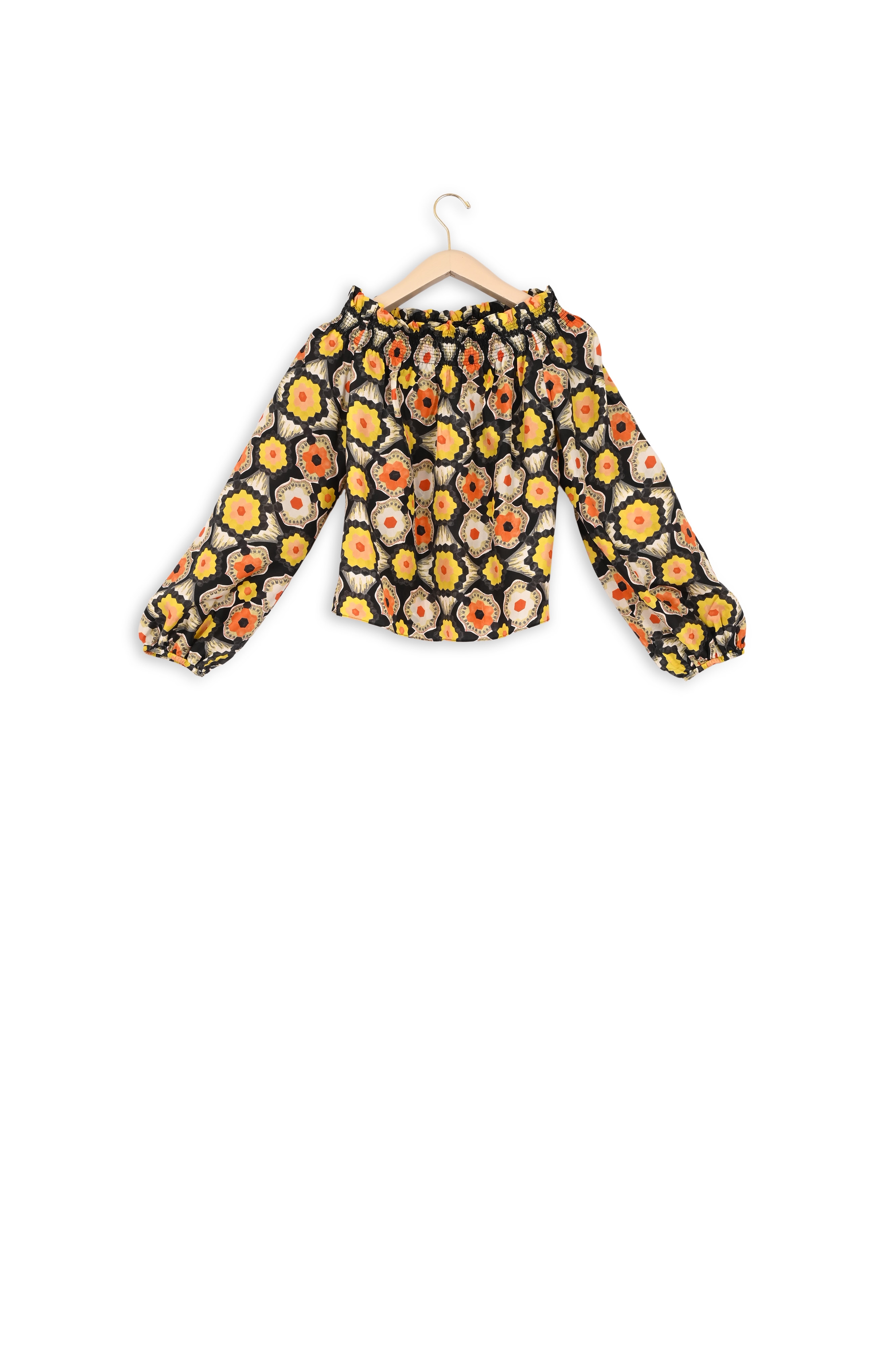 Product photo Crochet Print Off-Shoulder Top number 1