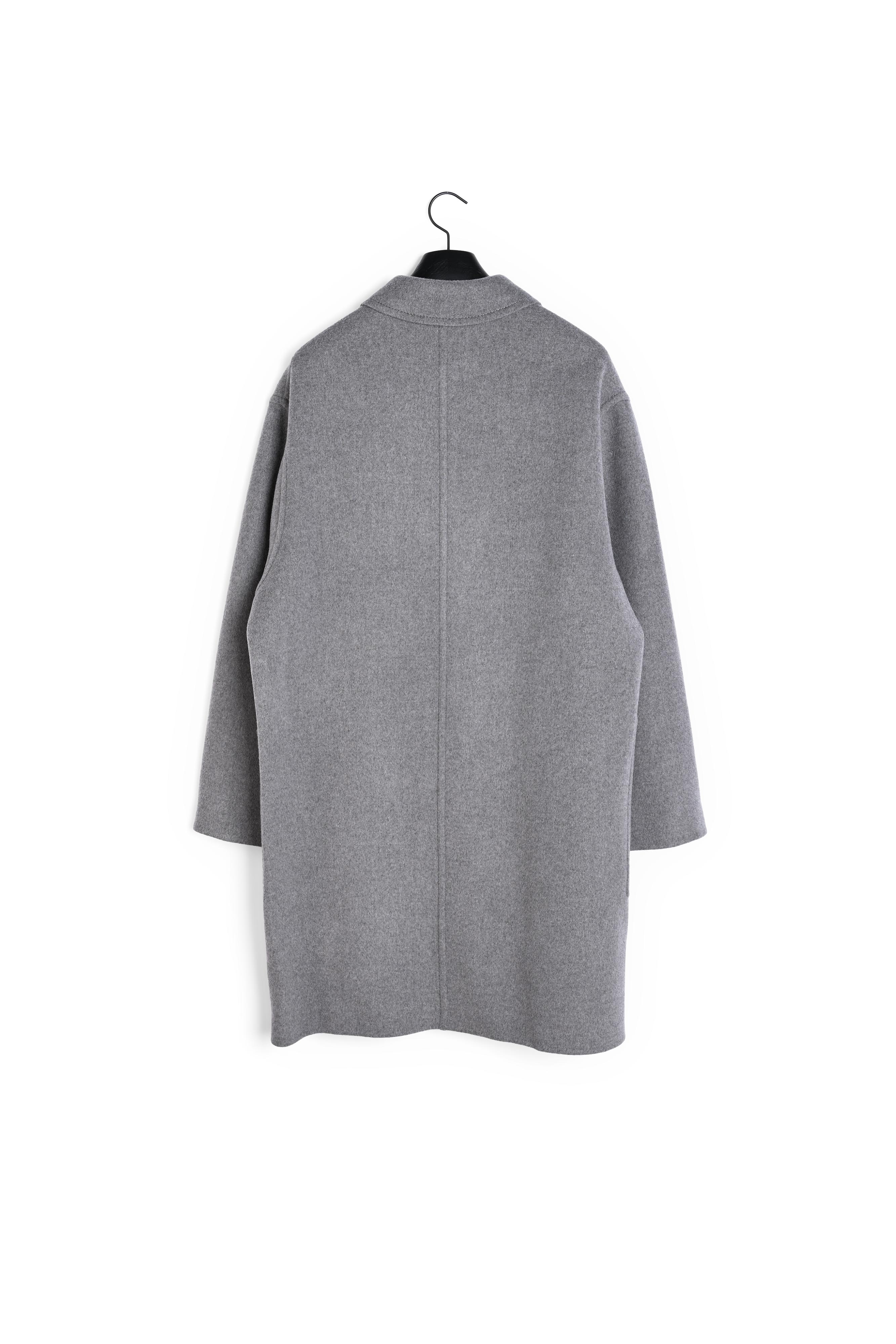 Double face coat with patch pockets