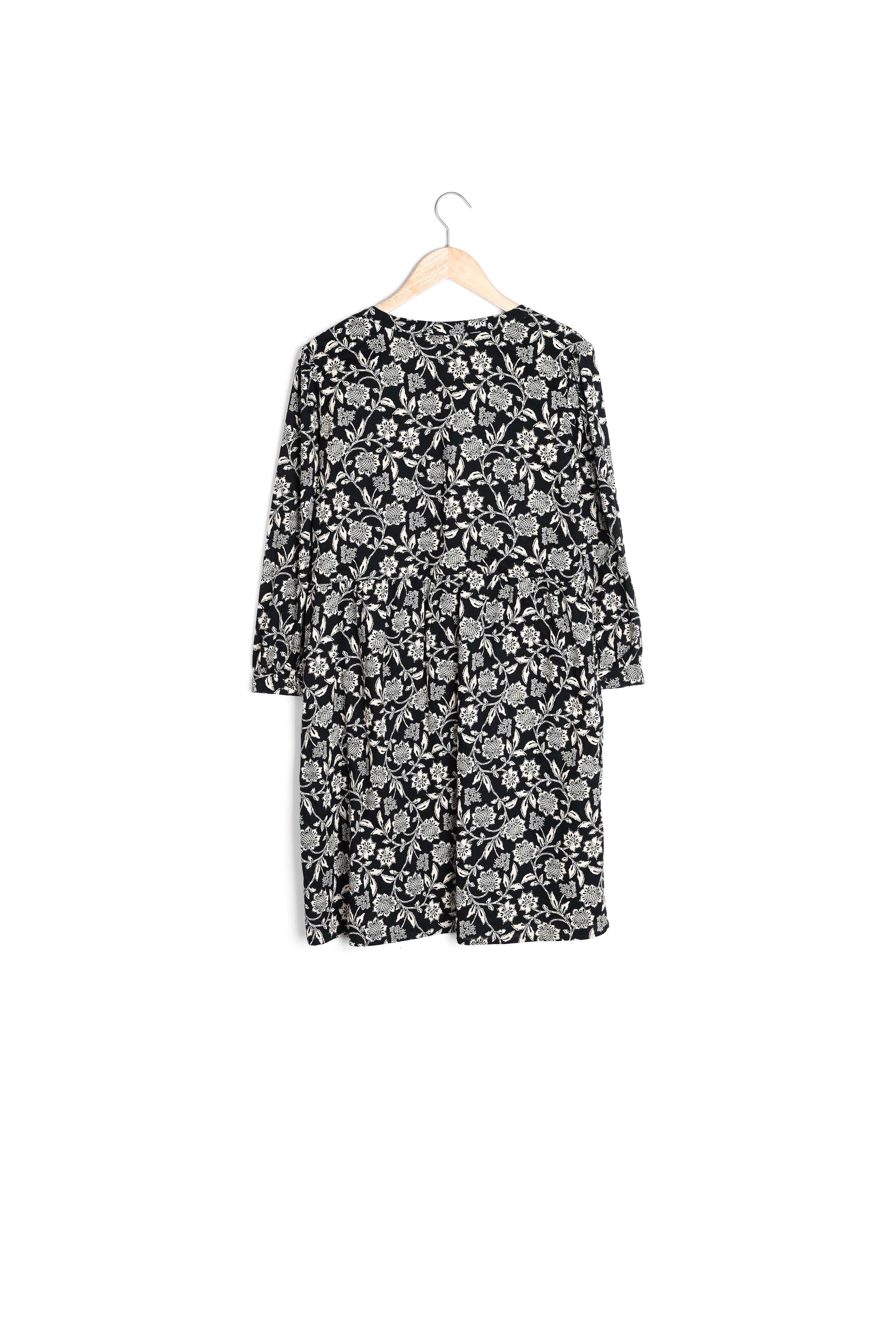 Robe courte en coton imprimé noir Calypso Maison 123 seconde main photo 3