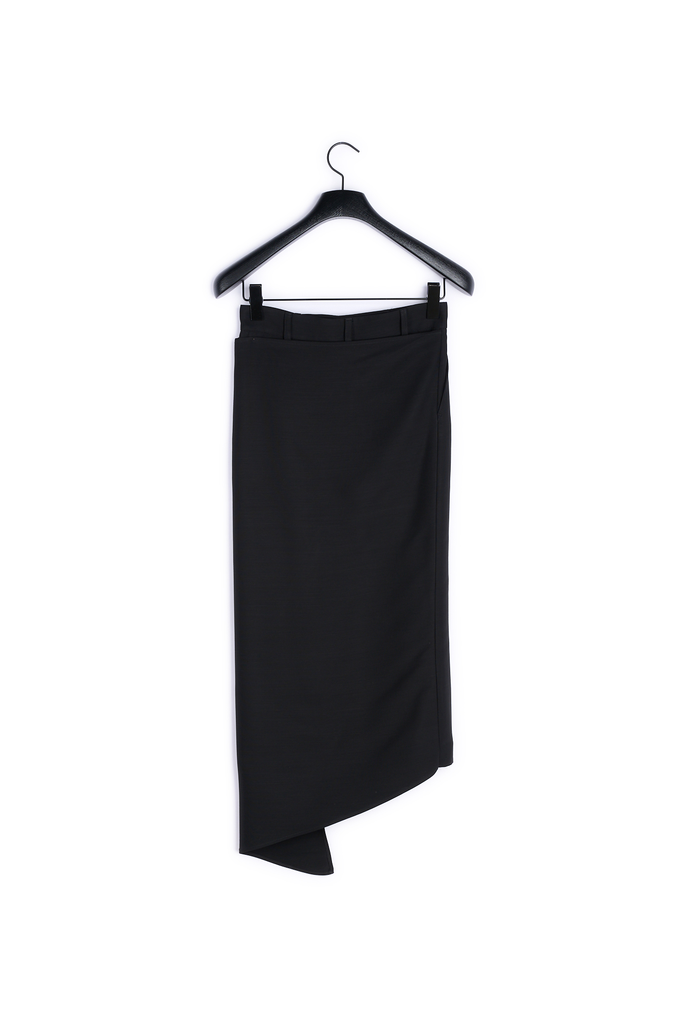 Straight skirt with slit on middle front
