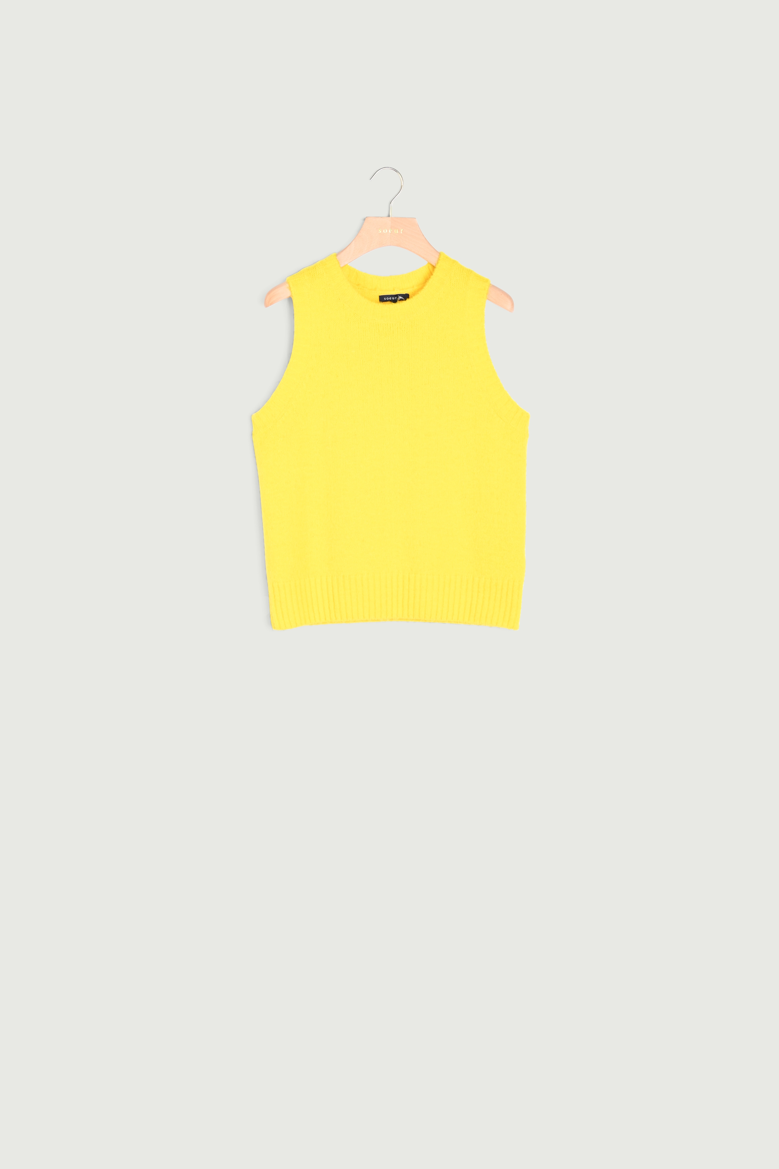 JAUNE