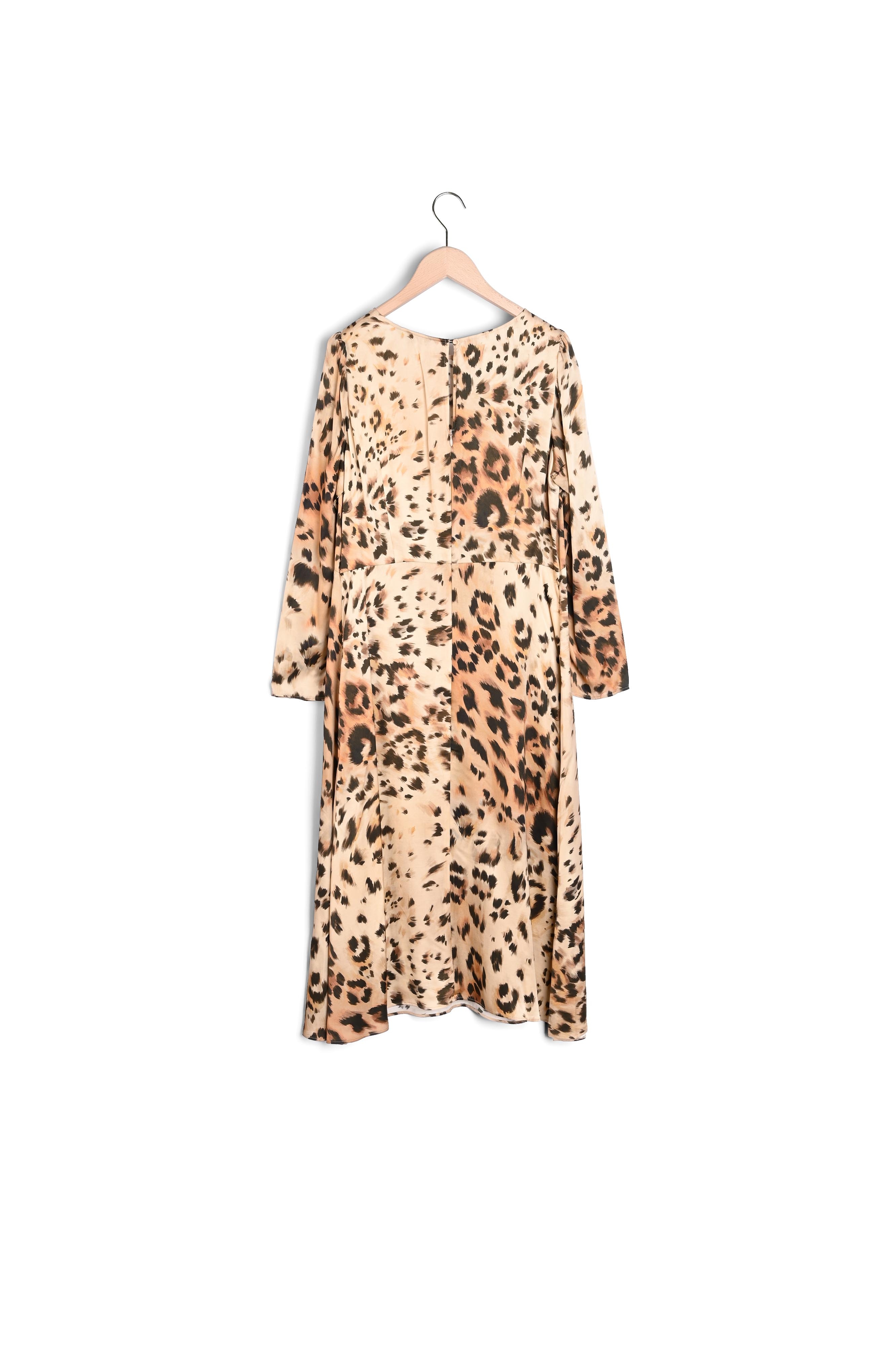 Robe Rozica imprimé léopard sur satin viscose Tara Jarmon seconde main photo 4