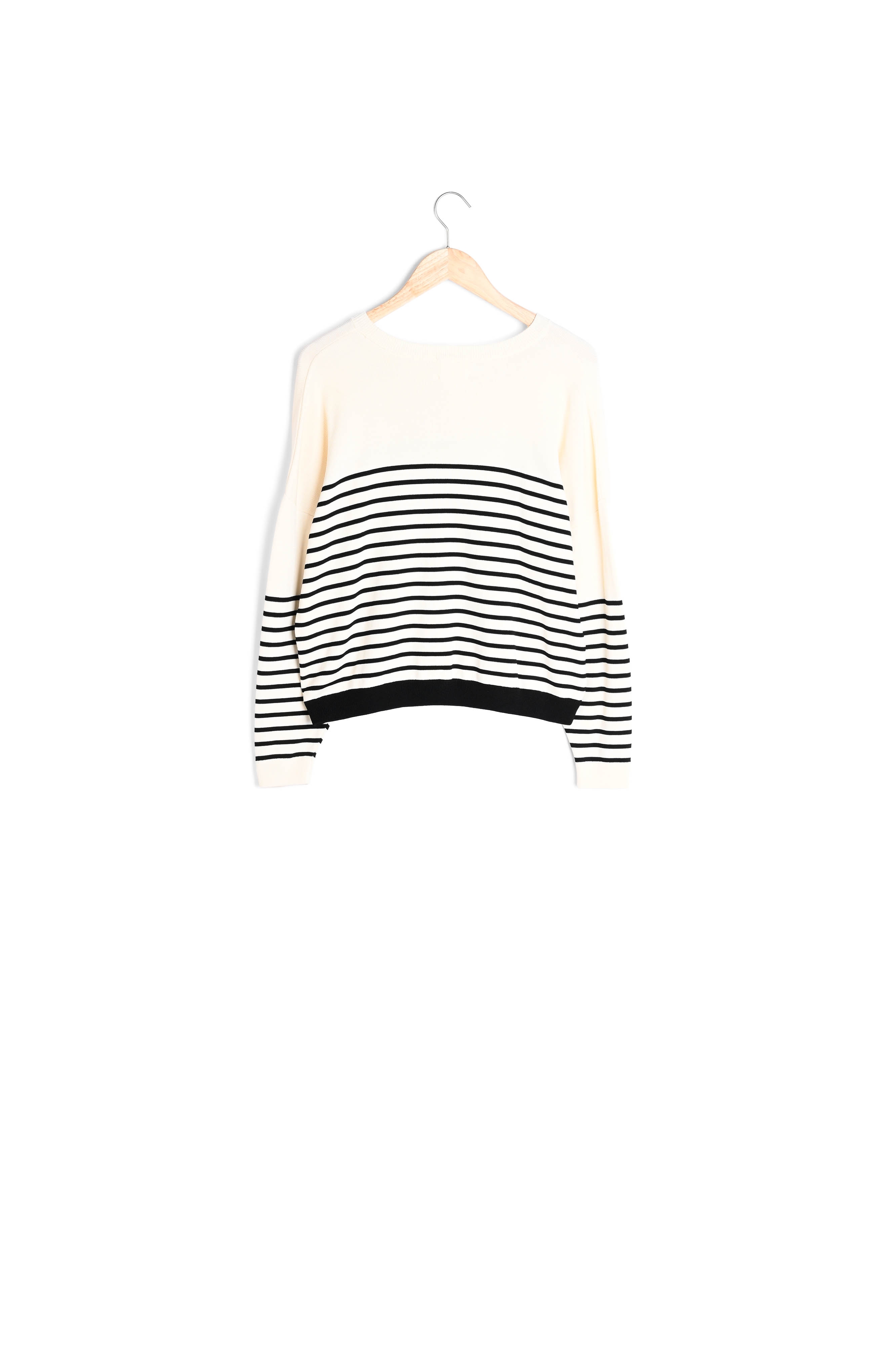 Pull LUCAS Maison 123 seconde main photo 3